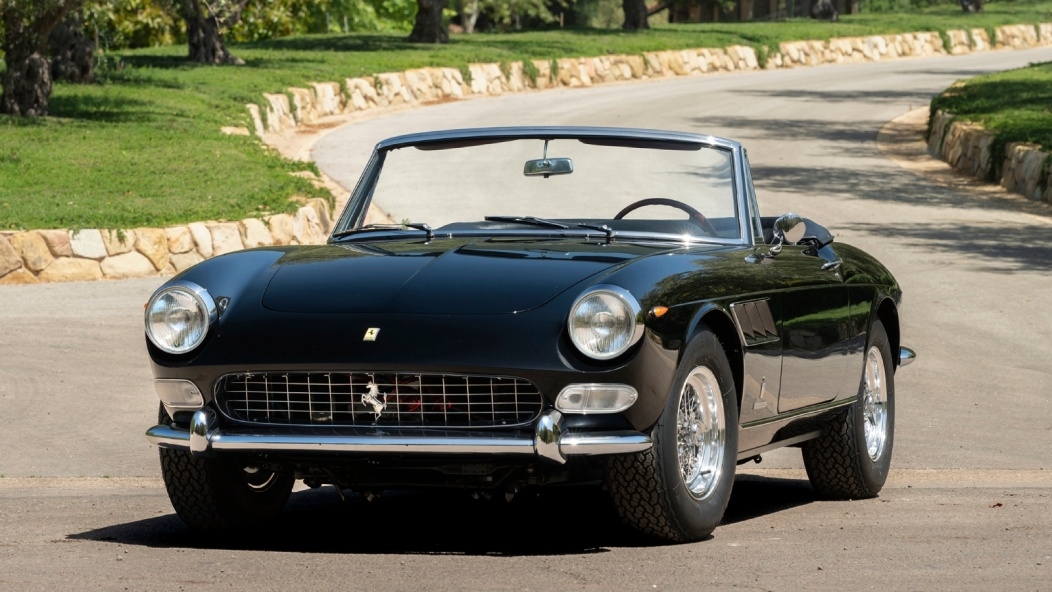 فيراري 275 GTS موديل 1965 تُطرح في مزاد بسعر قياسي.. هل تستحق هذا الرقم؟