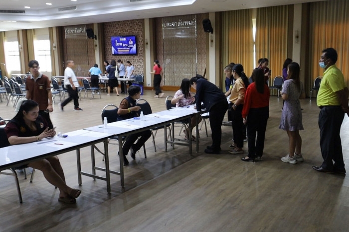 Surprise drug testing at Korat provincial hall