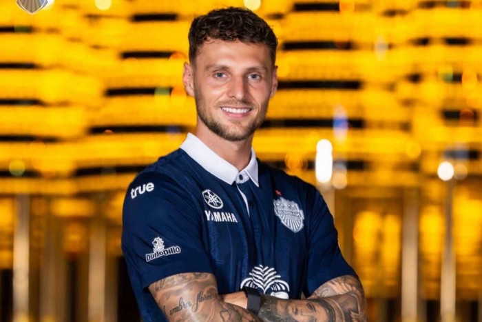 Buriram's foreign legion ready to strike in defence