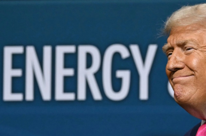 Trump unveils investments to power AI boom