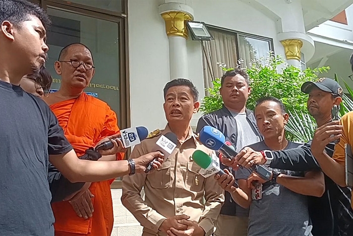 Wat Nakhon Sawan's finances audited after disgraced abbot's departure