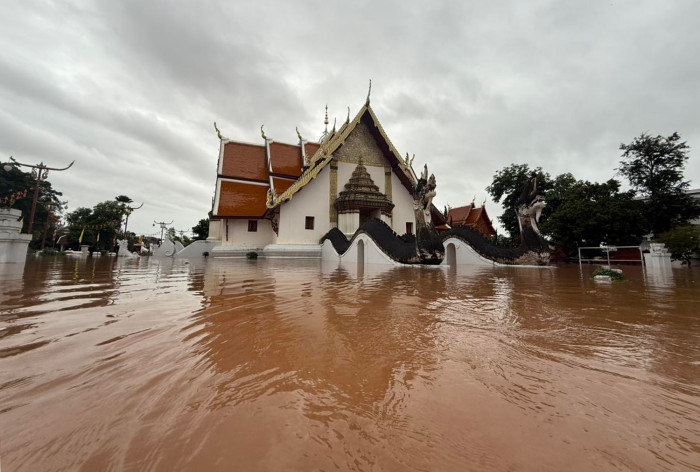Flooding remains in North