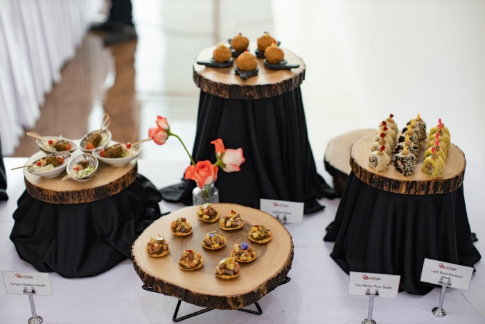 MasterChef Stars Join Alinga for Burmese Feast