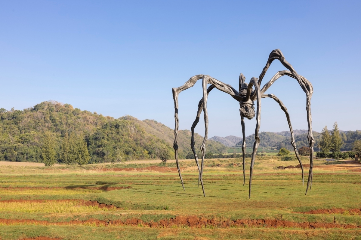 Farewell weekend to Louise Bourgeois's spider sculpture