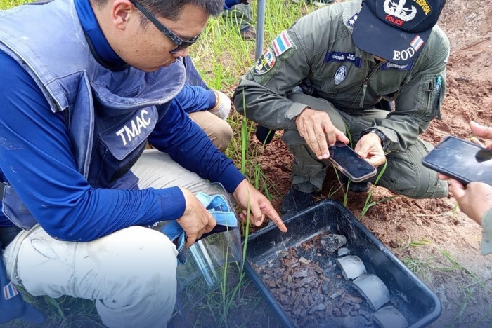 Hundreds of unexploded Cambodian rockets, shells cleared from border provinces