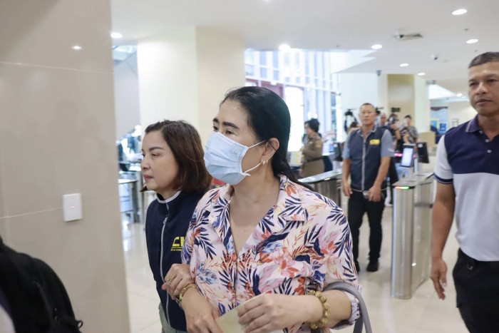 Girlfriend of former abbot arrested in temple fund scandal