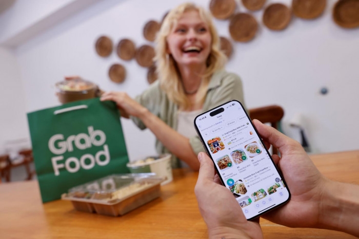 Grab posts surge in orders among expats