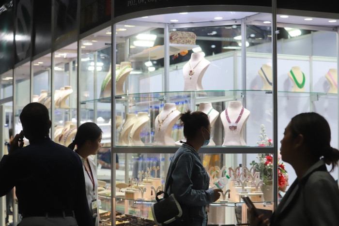 Gem exporters eye 5% growth