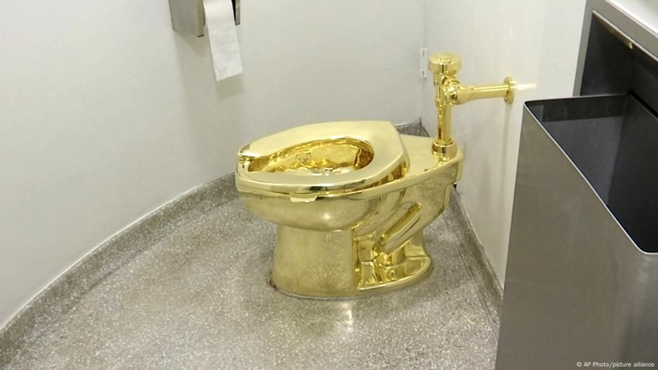 UK: Two jailed over gold toilet theft from Blenheim Palace – DW – 06/14/2025