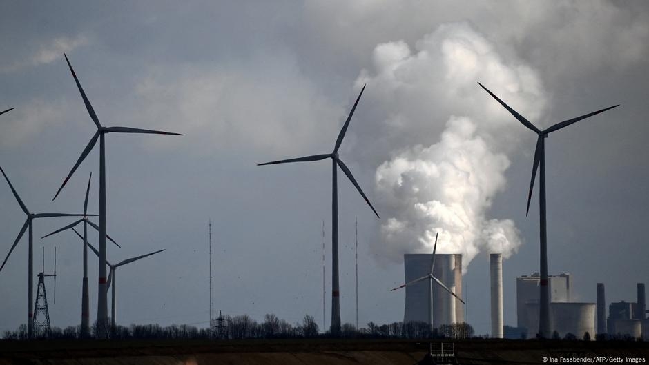'Crunch time' for climate action, scientists warn – DW – 06/19/2025