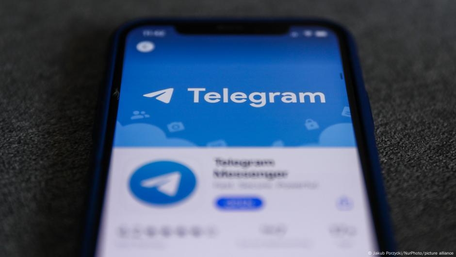China: Telegram group sparks outrage over voyeur videos – DW – 07/31/2025