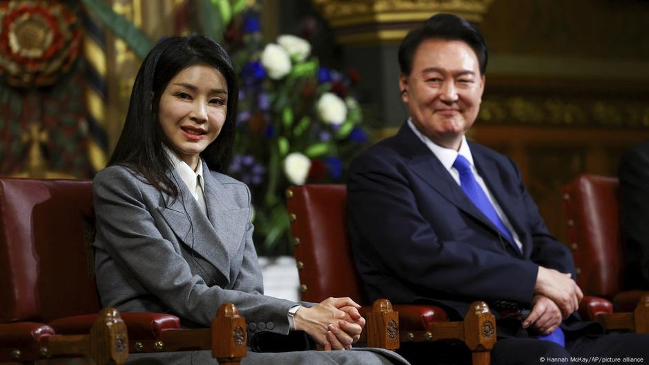 South Korea: Arrest warrant sought for ex-first lady Kim – DW – 08/07/2025