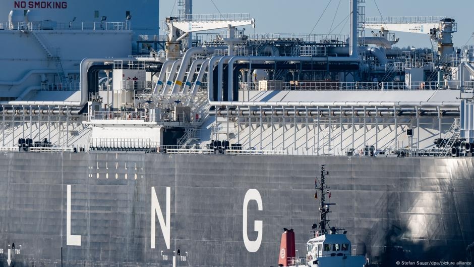 US trade deal could lock the EU into fossil fuel dependency – DW – 07/30/2025