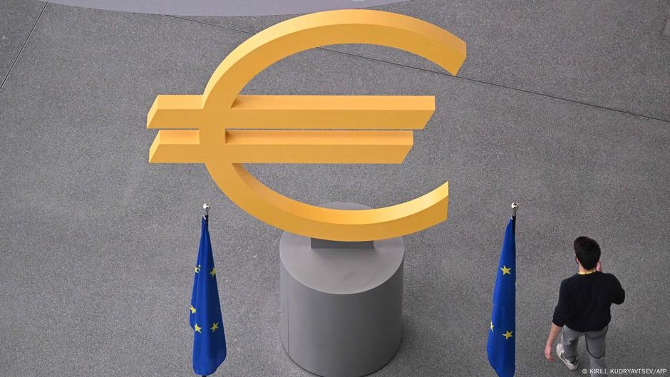 ECB cuts interest rates to 2% as inflation cools – DW – 06/05/2025