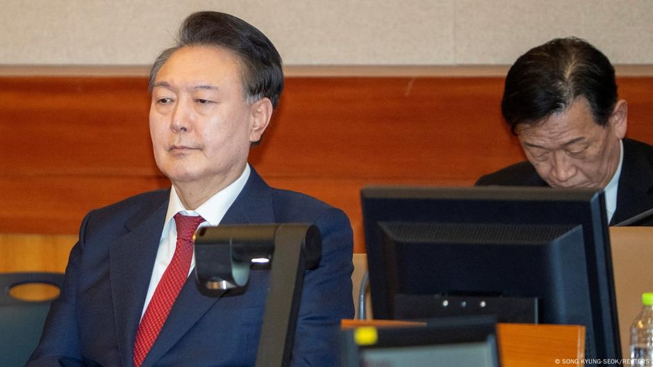 South Korea's ex-President Yoon detained again  – DW – 07/10/2025