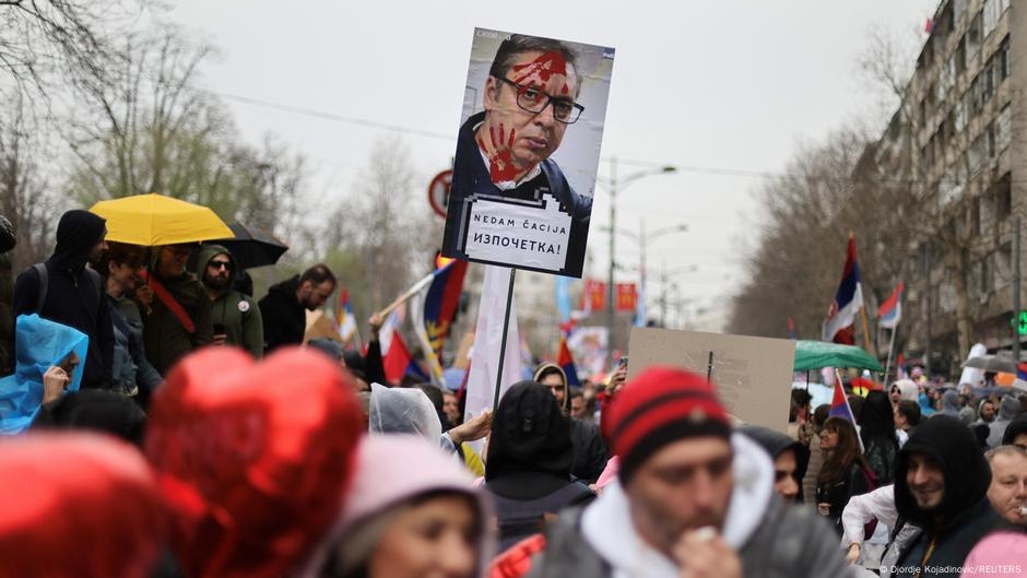 'Vučić ne može da se izvuče, ali može da proba represijom' – DW – 07.06.2025