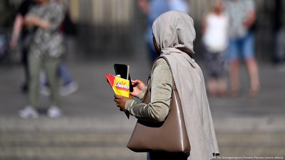 In Germany, discrimination is on the rise – DW – 06/03/2025