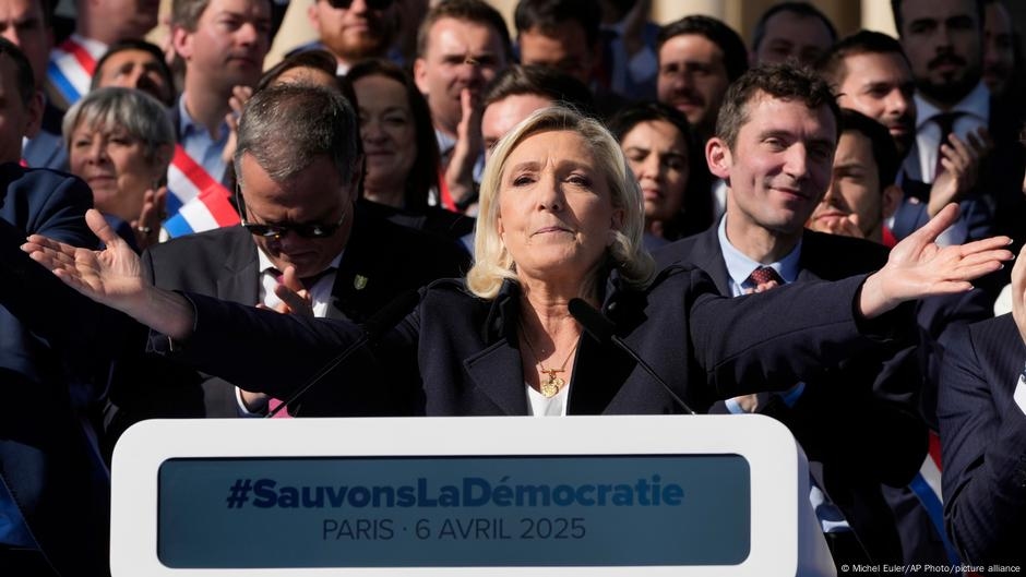 For France's far right, US ties demand careful balancing act – DW – 07/12/2025