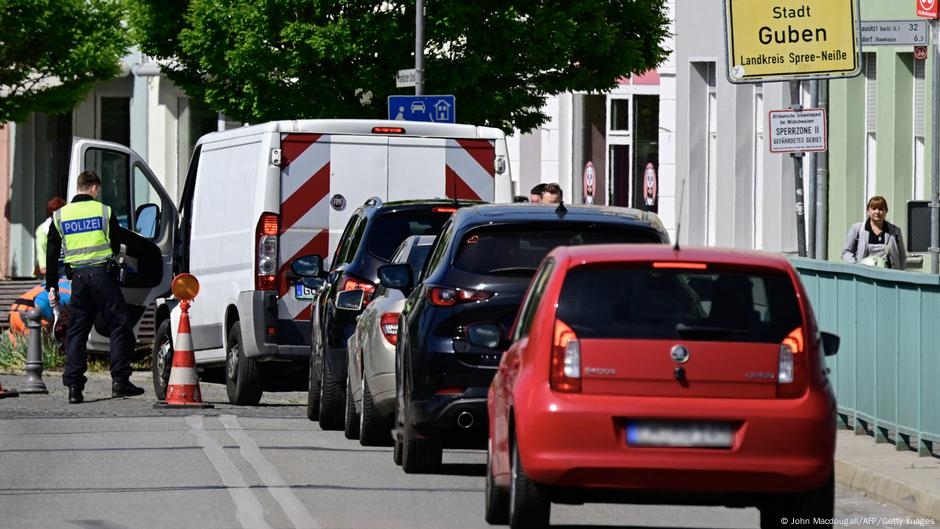 Germany: Report slams Merz's immigration policies – DW – 05/20/2025