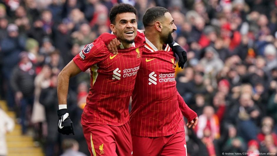 برشلونة يركز اهتمامه على زميل محمد صلاح! – DW – 2025/5/21