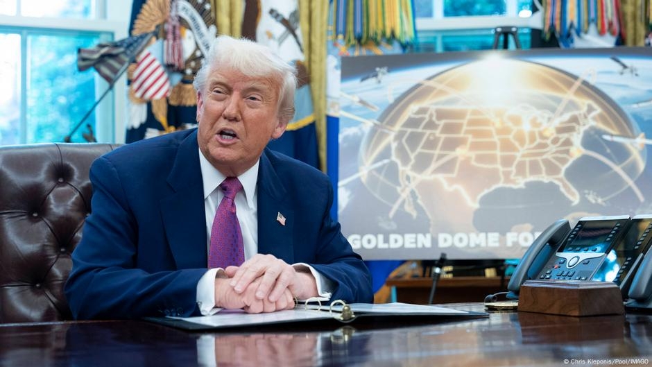 قبة ذهبية وأسلحة في الفضاء..خطط ترامب للدفاع عن سماء أمريكا – DW – 2025/5/21
