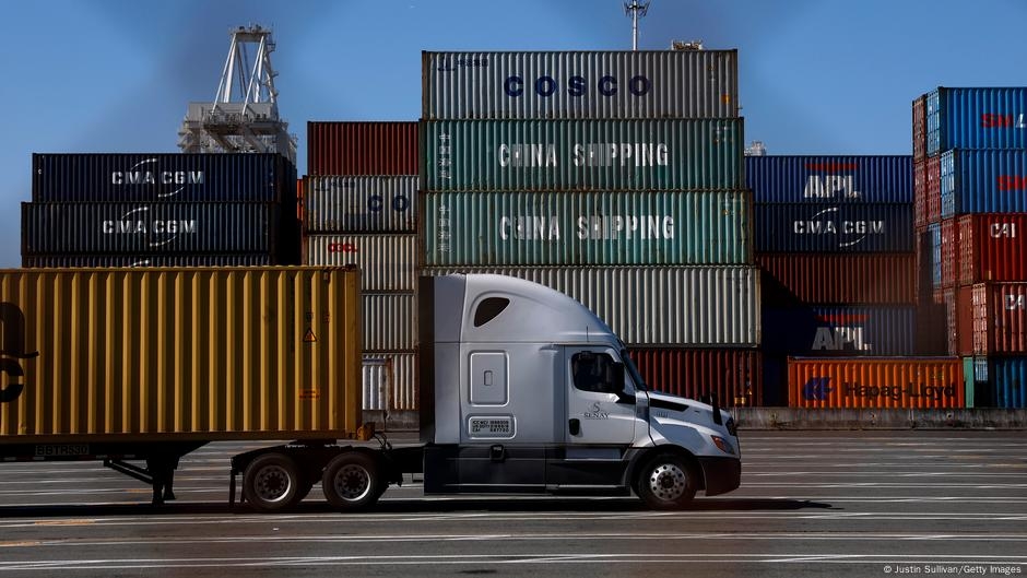US court battle over Trump tariffs brings no reprieve for EU – DW – 05/30/2025