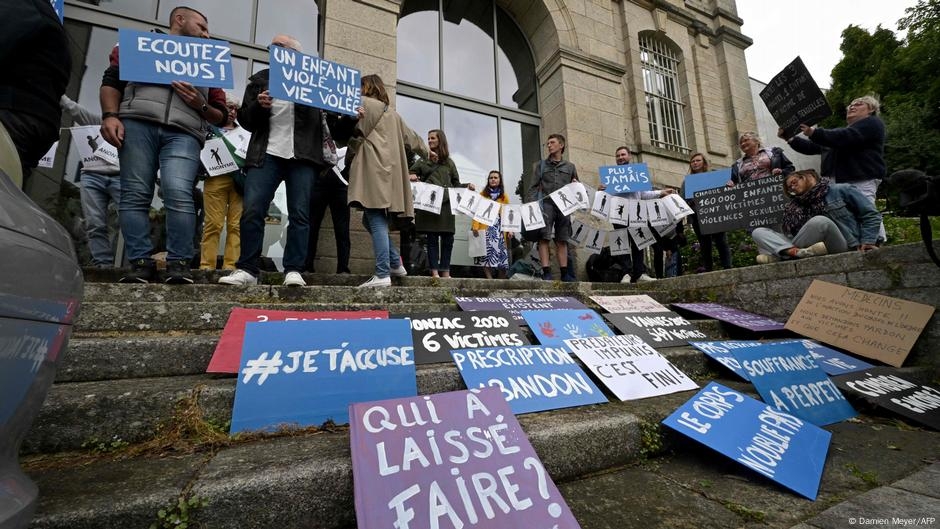 In France, survivors of pediatric sexual abuse seek change – DW – 05/29/2025