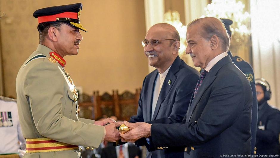 Pakistan celebrates its military after standoff with India – DW – 06/06/2025