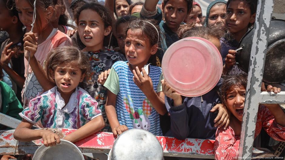 Middle East: Gaza aid centers temporarily close – DW – 06/04/2025