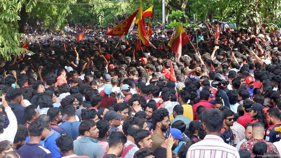 India: 11 dead after cricket stadium stampede – DW – 06/04/2025
