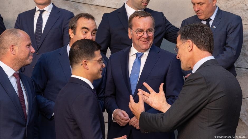NATO ministers back defense spending increase – DW – 06/05/2025