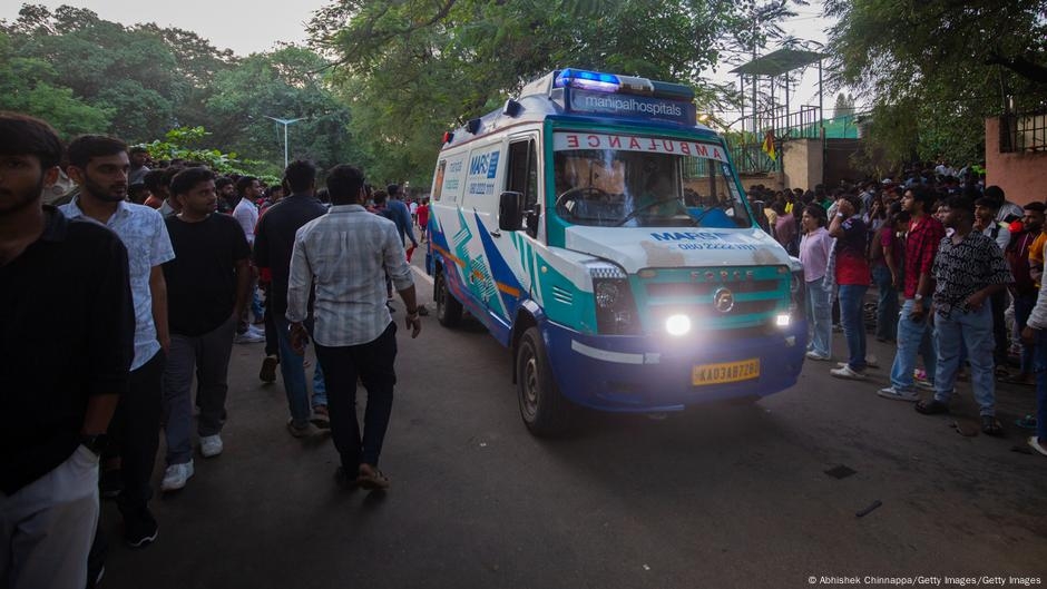 India: Four arrested for deadly cricket stampede – DW – 06/06/2025