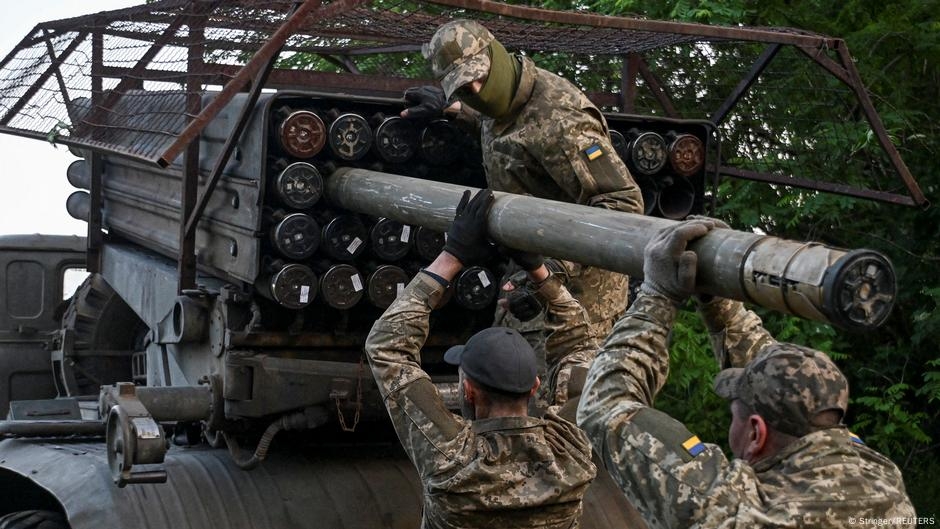 Ukraine updates: Russia claims entry into Dnipropetrovsk – DW – 06/08/2025