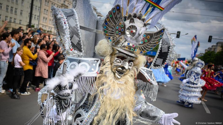 Berlin celebrates Carnival of Cultures festival – DW – 06/09/2025