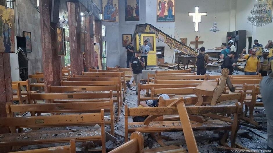 Attack on Christians threatens Syria's postwar cohesion – DW – 06/24/2025