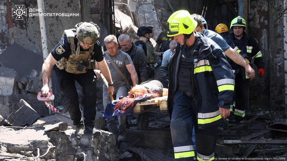 Ukraine updates: Russian strike kills 5 in Dnipropetrovsk – DW – 06/27/2025