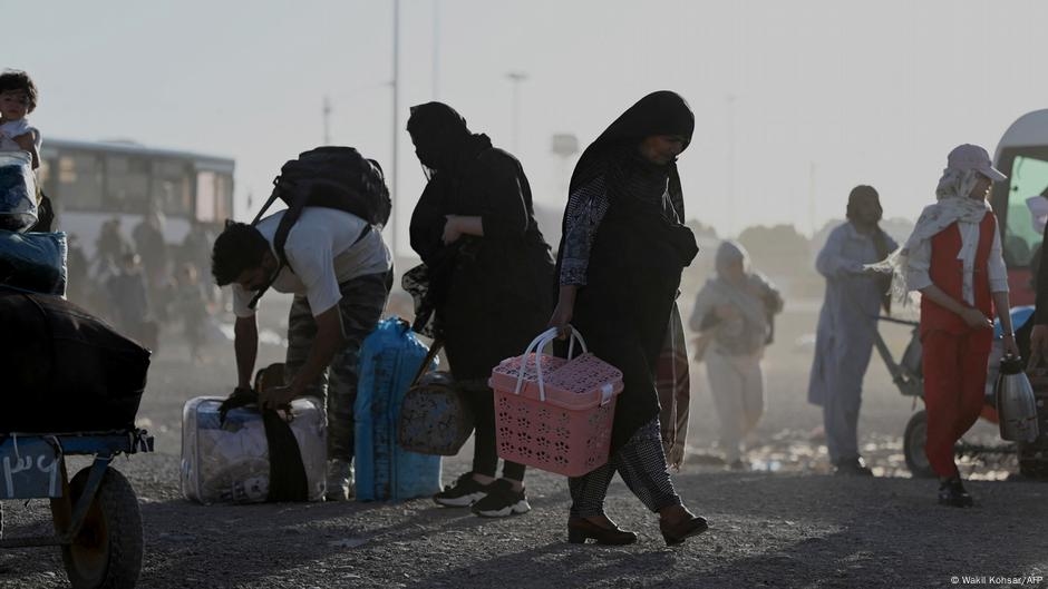 Germany updates: Pakistan deports German-approved Afghans – DW – 08/18/2025