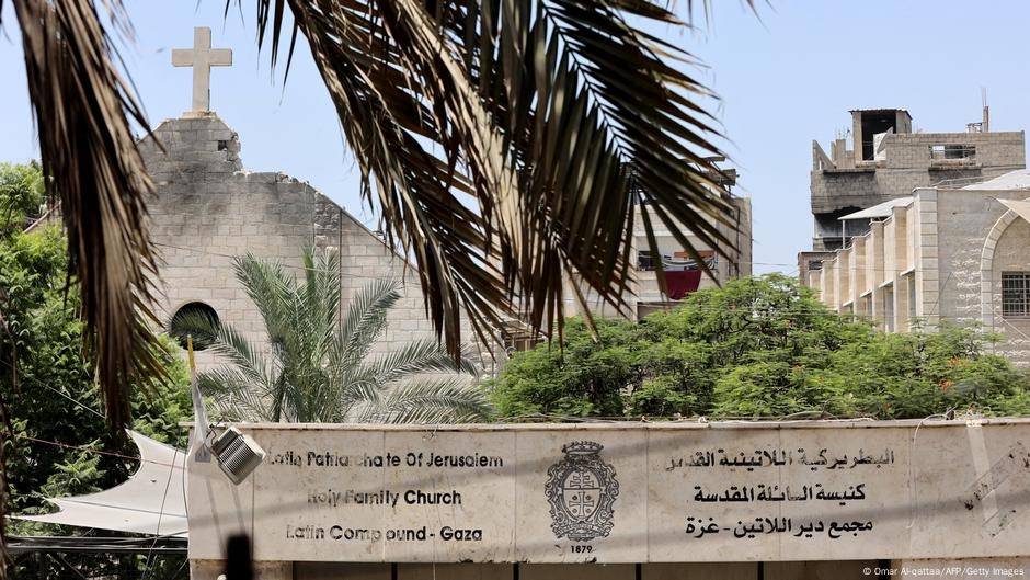Middle East: Clerics visit Gaza after deadly church strike – DW – 07/18/2025