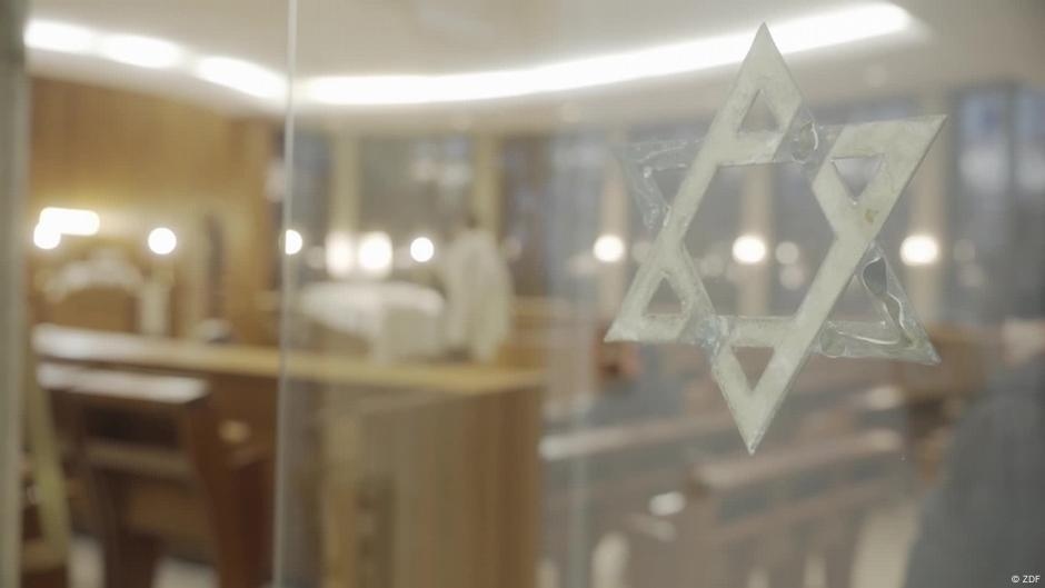 Life in Germany's Largest Jewish Retirement Home – DW – 07/24/2025