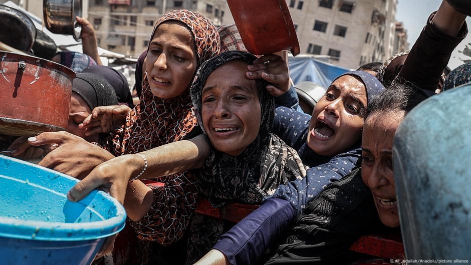Fact check: Gaza famine photos not staged  – DW – 08/15/2025