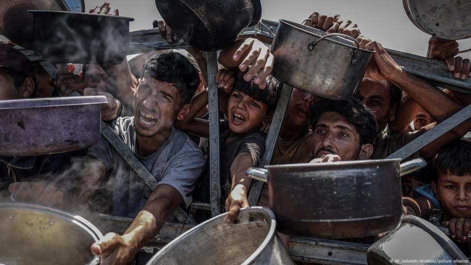 Israeli NGOs say Israel is committing genocide in Gaza – DW – 07/28/2025