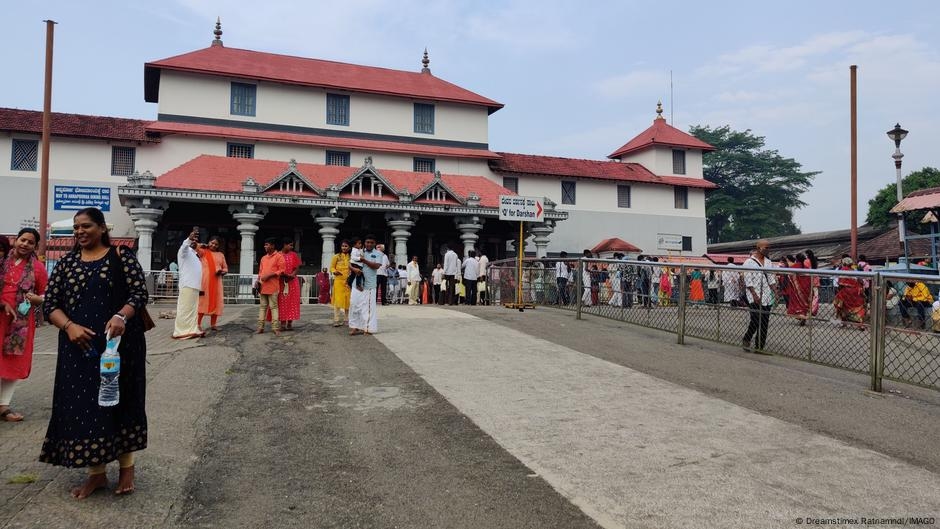 India: Did temple officials cover up a mass murder? – DW – 07/25/2025