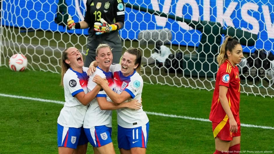 Euro 2025 final: England beat Spain to win again – DW – 07/27/2025
