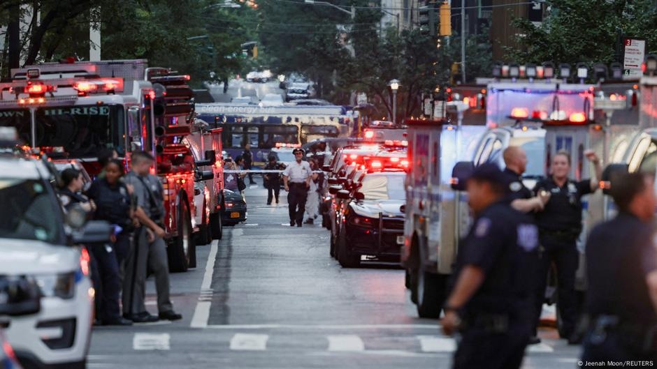 Gunman opens fire in office tower in NYC, injuring several – DW – 07/29/2025