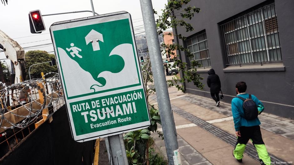 Tsunami nears South America after Russia earthquake – DW – 07/30/2025