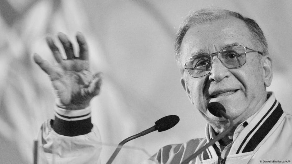 Ion Iliescu, Romania's first freely elected president, dies – DW – 08/06/2025