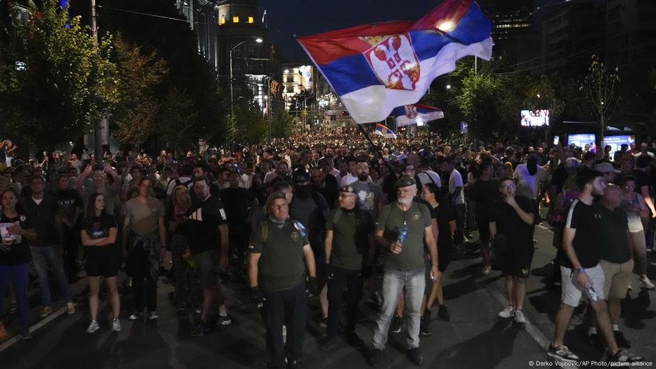 Serbia: Chaos on the streets that could go in any direction – DW – 08/19/2025