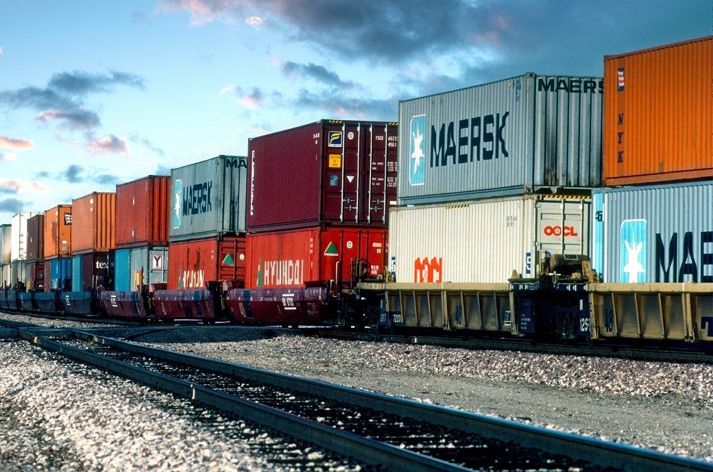 NITI Aayog mulls boosting rail freight movement to India's hinterland