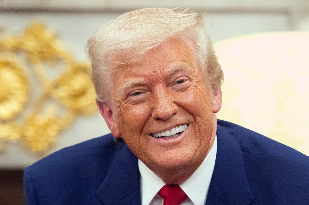 US trade court says Trump overstepped authority, blocks prez's tariffs