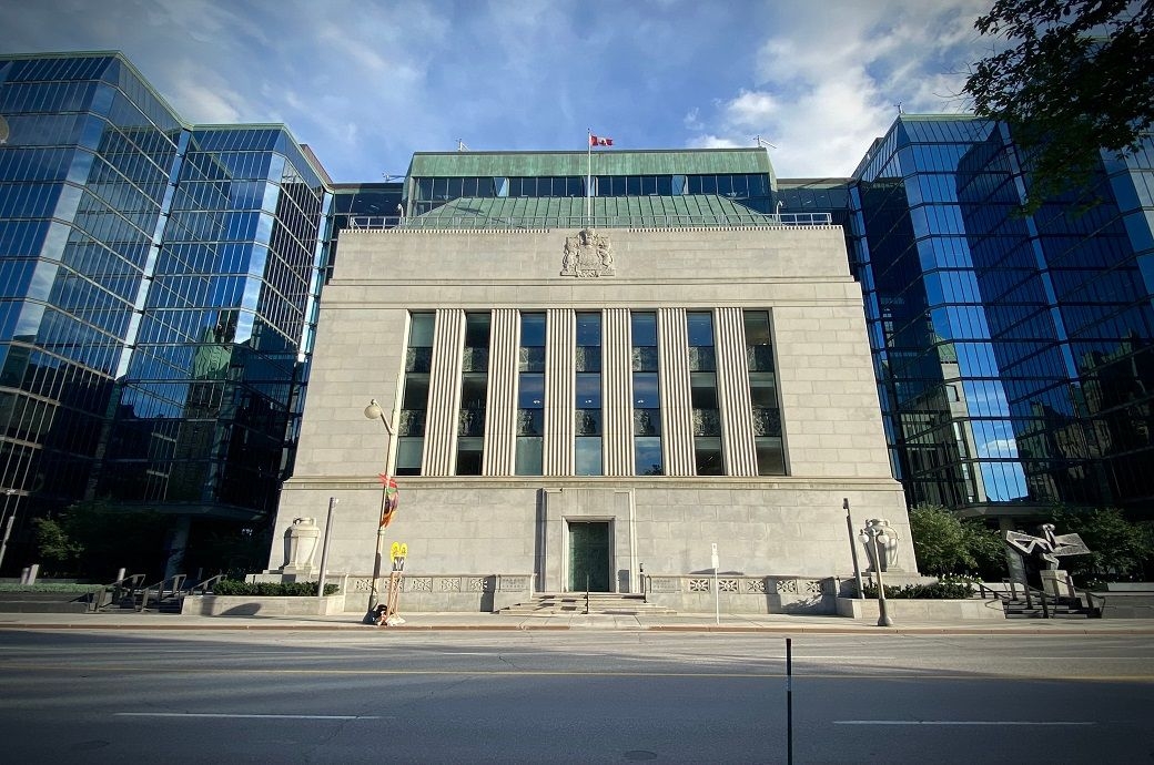 Bank of Canada leaves benchmark interest rate unchanged at 2.75%